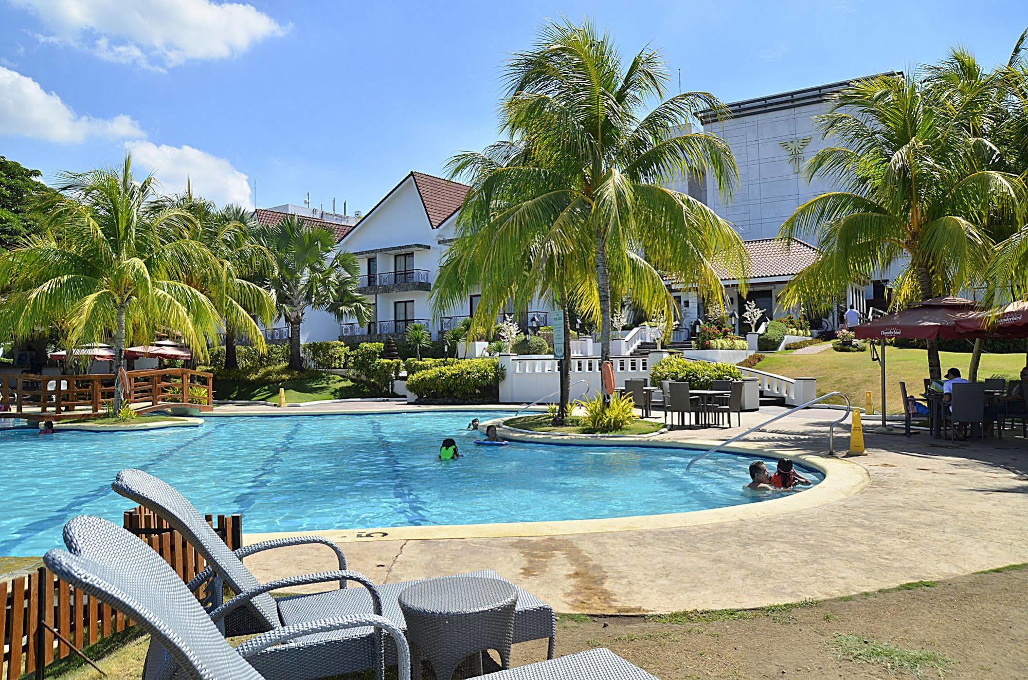 Thunderbird Resorts - Rizal Binangonan Exterior photo