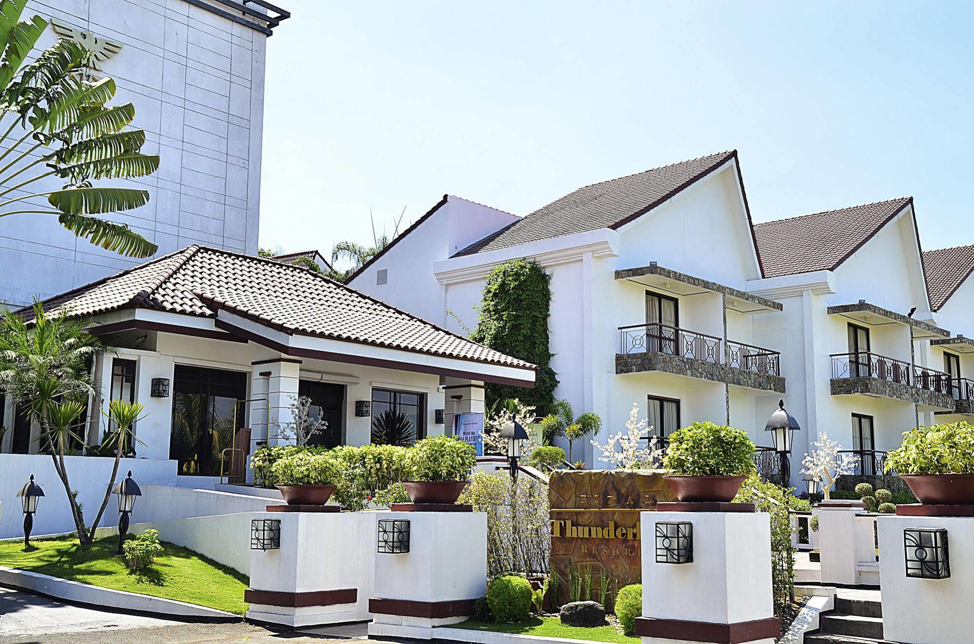 Thunderbird Resorts - Rizal Binangonan Exterior photo
